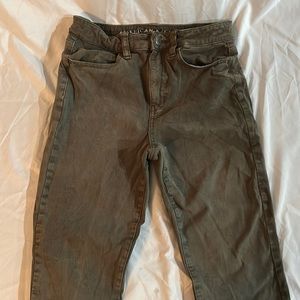 Olive green American Eagle woman’s skinny jeans